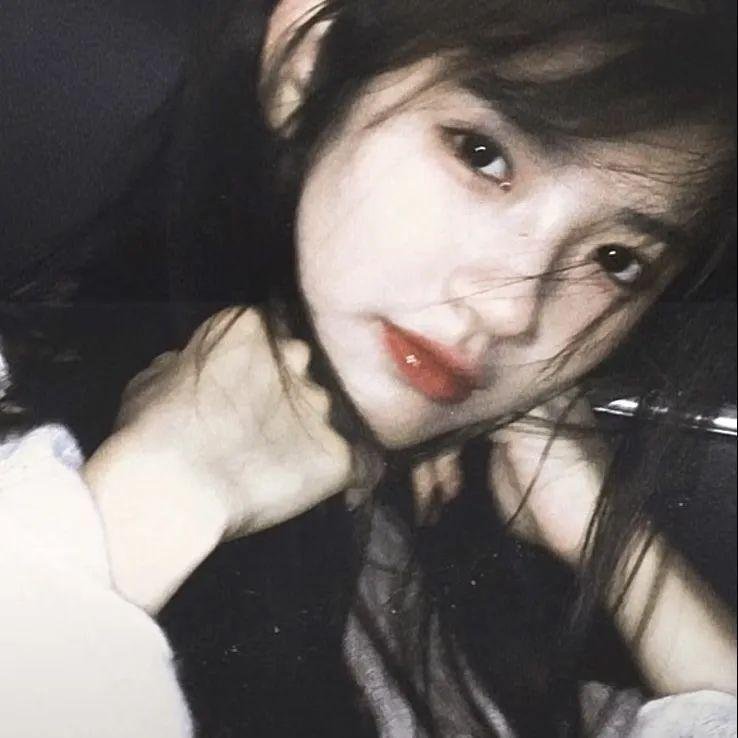 金发美人